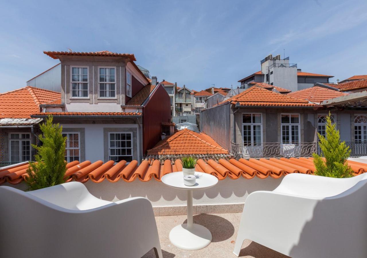 Bo - Almada Apartment Porto Bagian luar foto