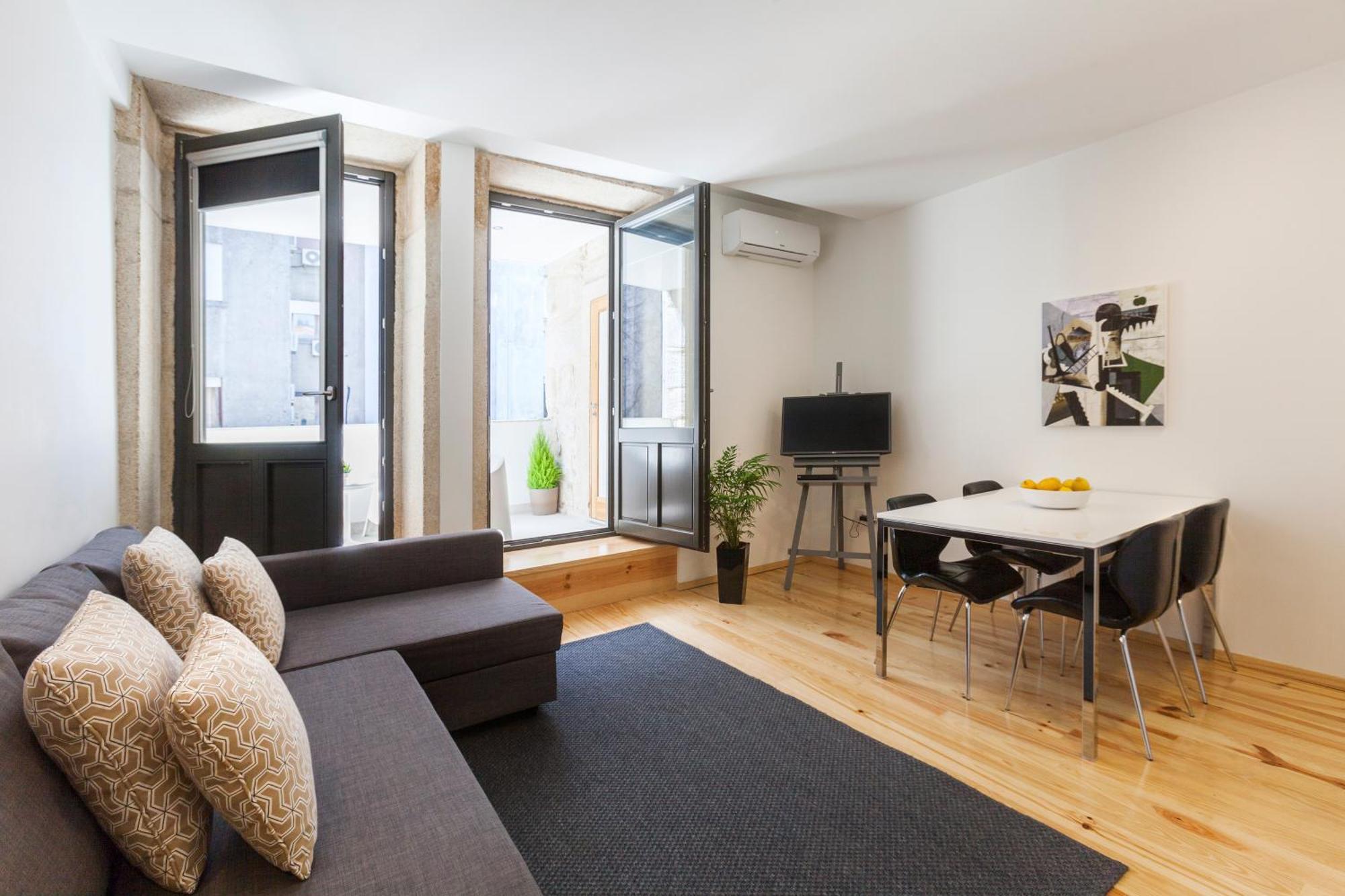 Bo - Almada Apartment Porto Bagian luar foto